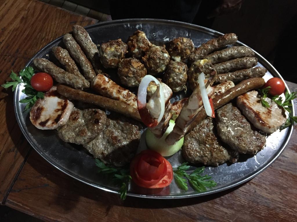 新梅斯托 Gostilna In Prenocisca Gedzo酒店 外观 照片
